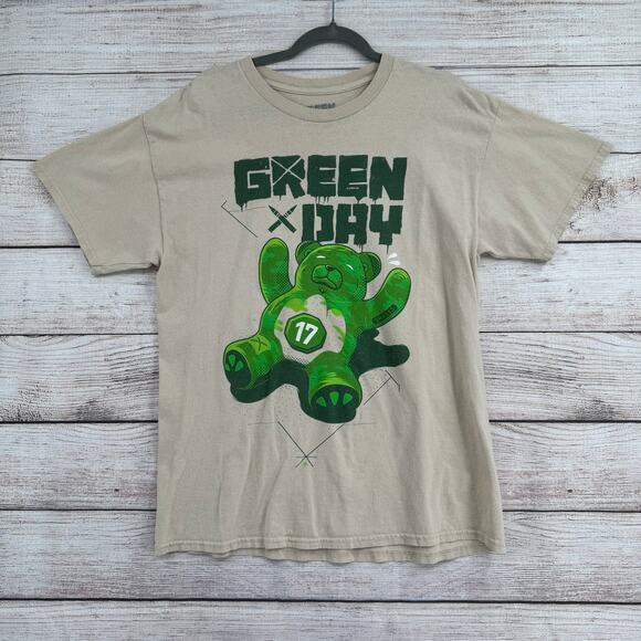 Green Day Teddy Bear Logo T-Shirt Adult M/L Beige/Tan Green Concert Merch - Picture 1 of 6